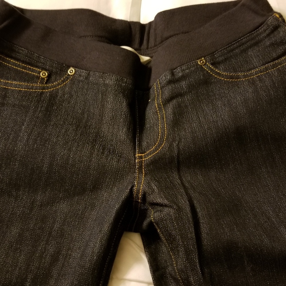 Blue Jeans - Picture 2 of 4